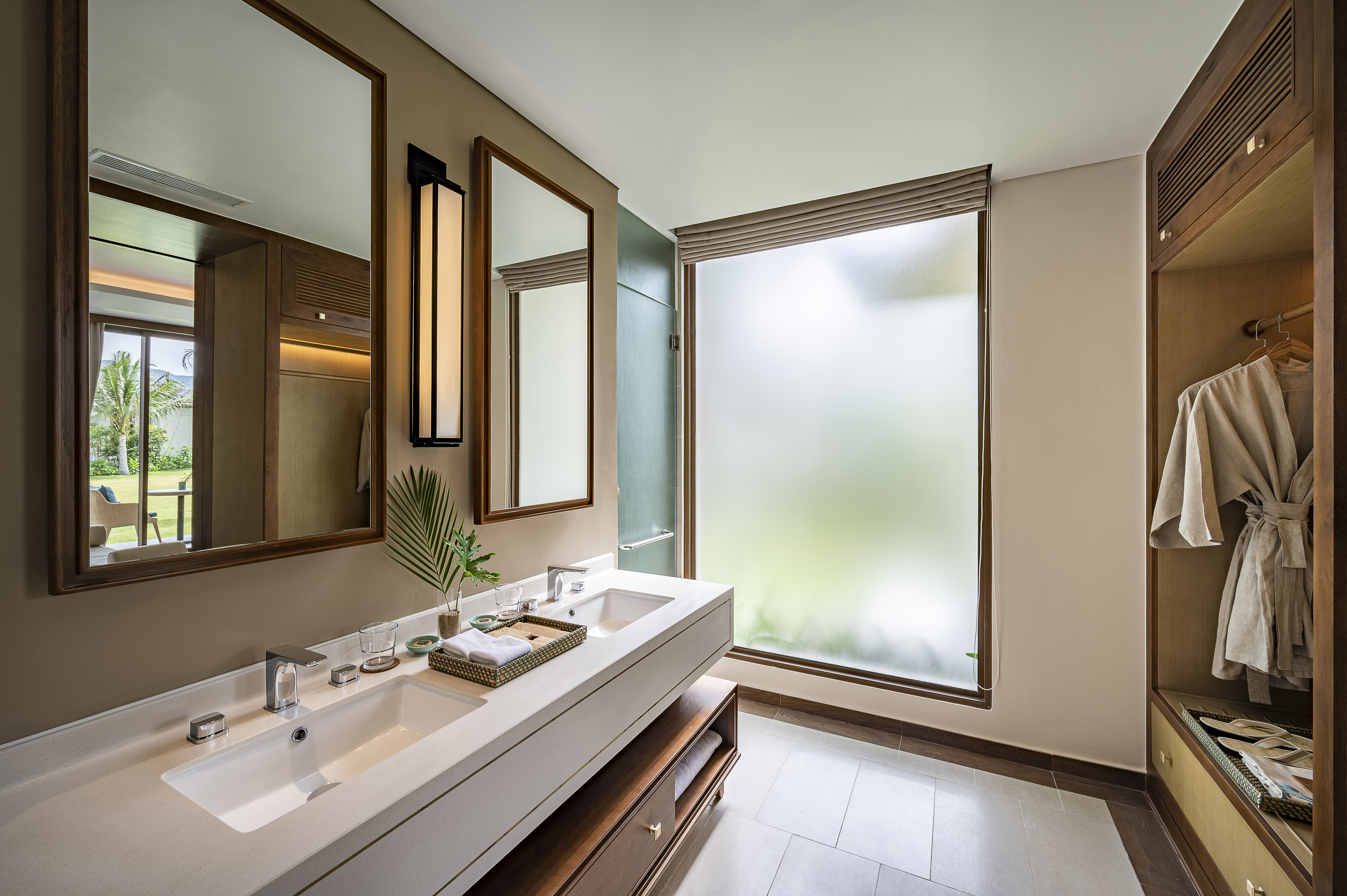 Semi Detached Villa-bathroom