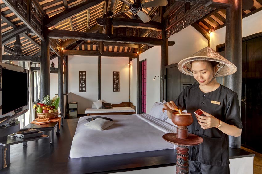 Chen- Sea-Jacuzzi-Villa-Bedroom