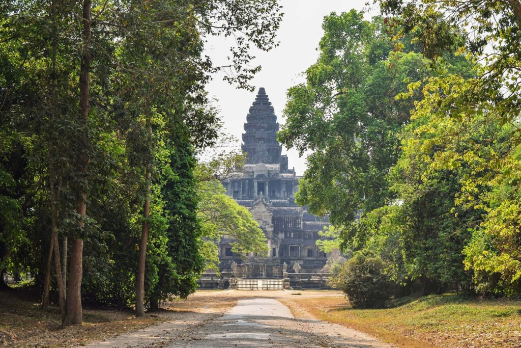 explore siam reap like a local with luxperia