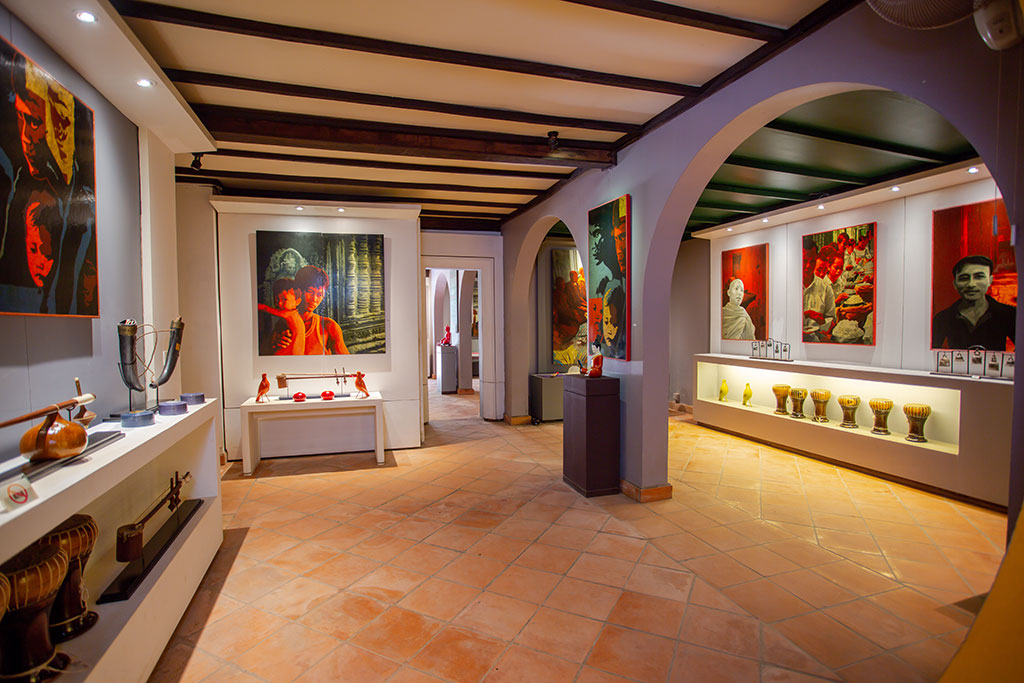 Theam’s House Gallery-siem reap- luxperia