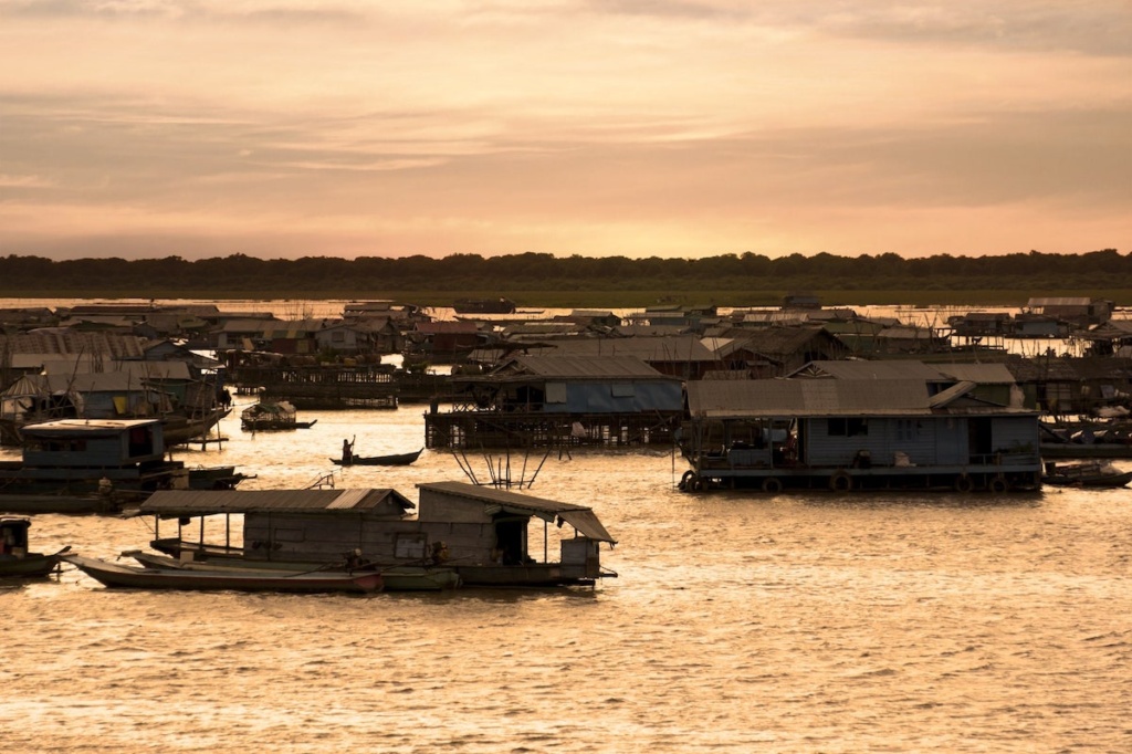 Tonle Sap Lake Floating Village Sunset Boat Tour By Jeep - Luxperia