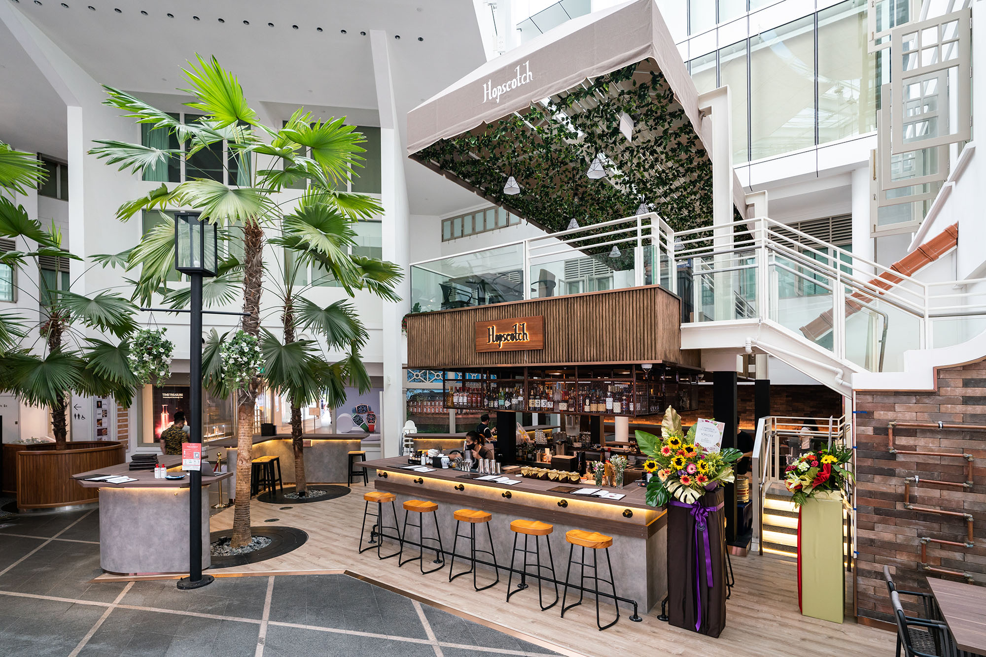 Hopscotch - Singapore - Luxperia