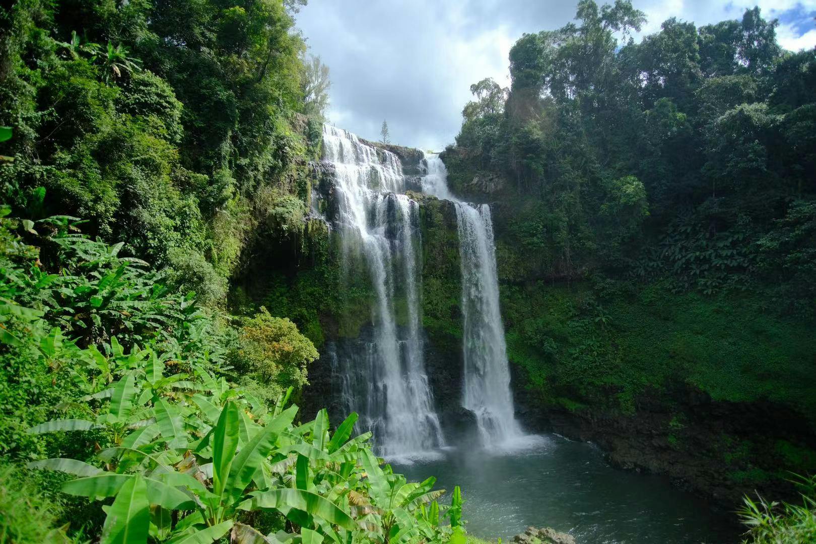Tad Fane waterfall - Luxperia Travel