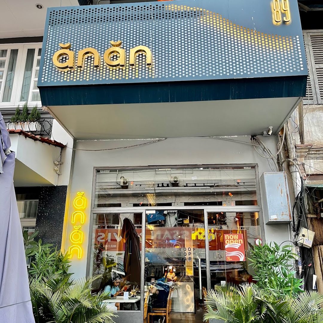 anan-saigon-luxperia