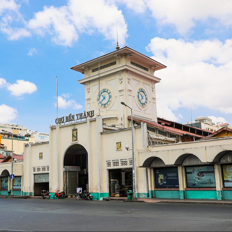 cho-ben-thanh-saigon-luxperia