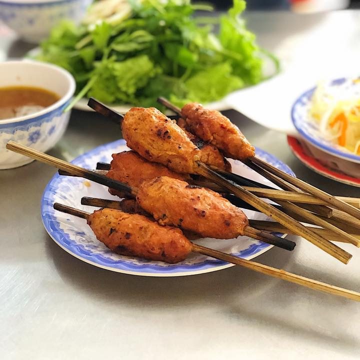 Nem lui Tai Phu-Hue-luxperia