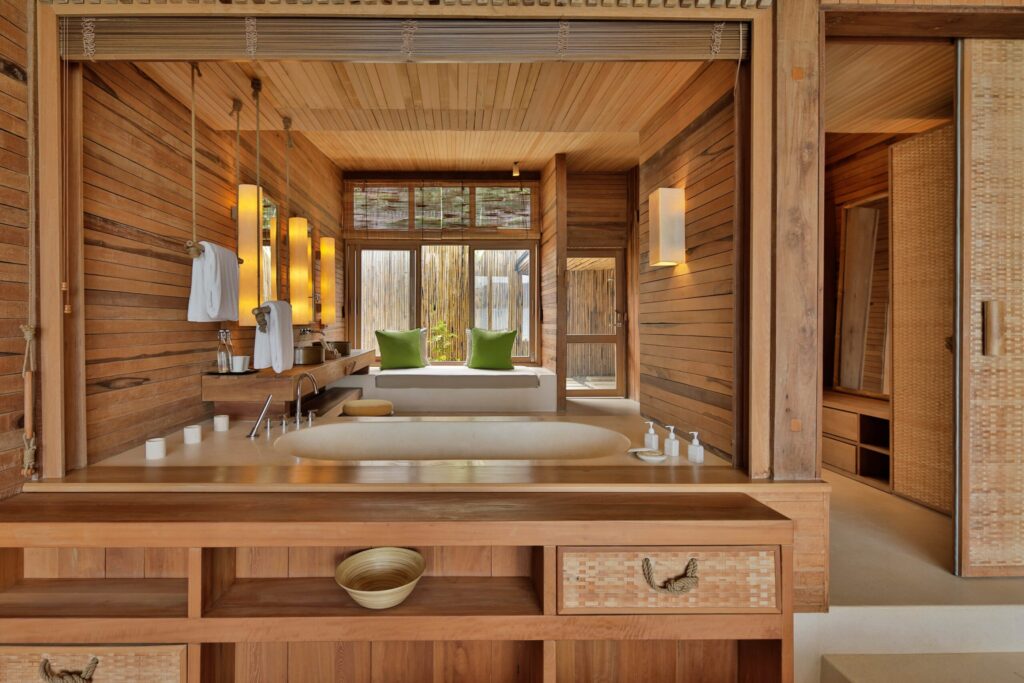 Bathroom-min-scaled