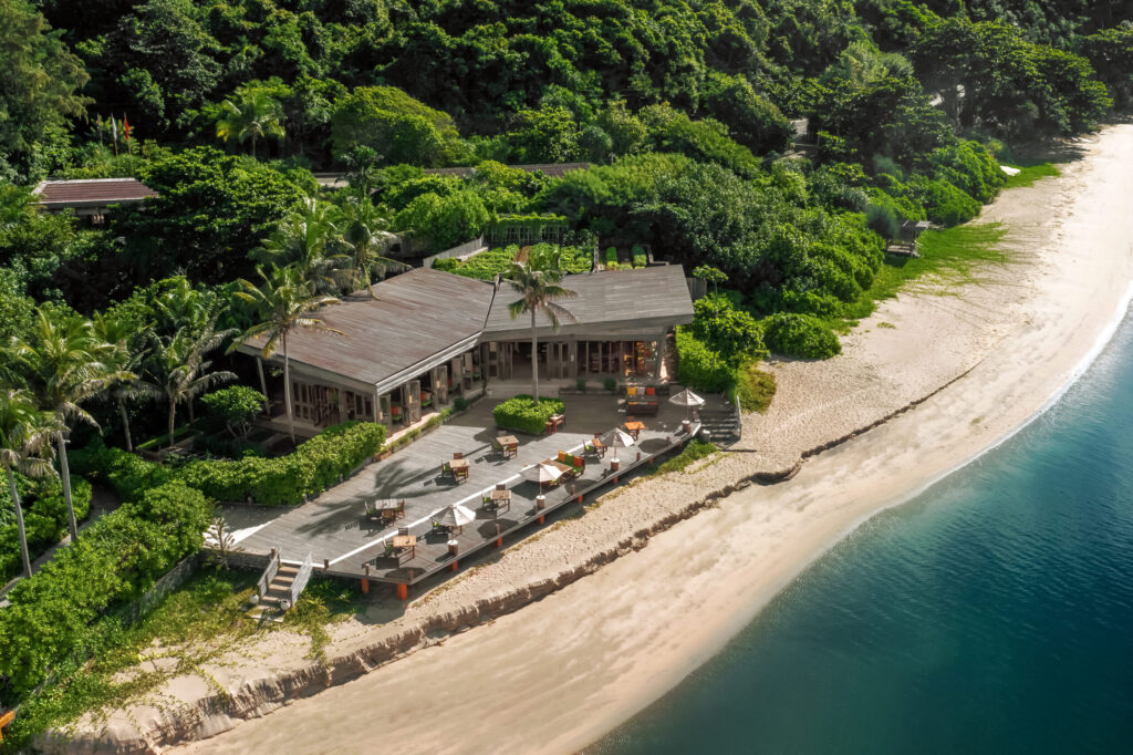 By-The-Beach-Restaurant-1-scaled (1)